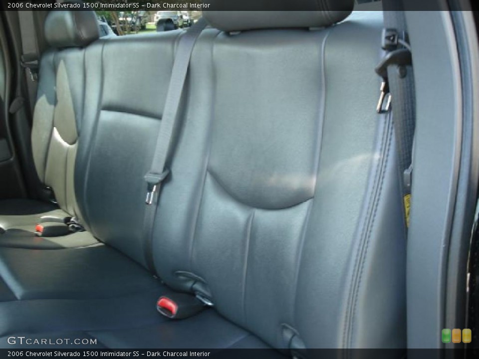 Dark Charcoal Interior Photo for the 2006 Chevrolet Silverado 1500 Intimidator SS #49844401