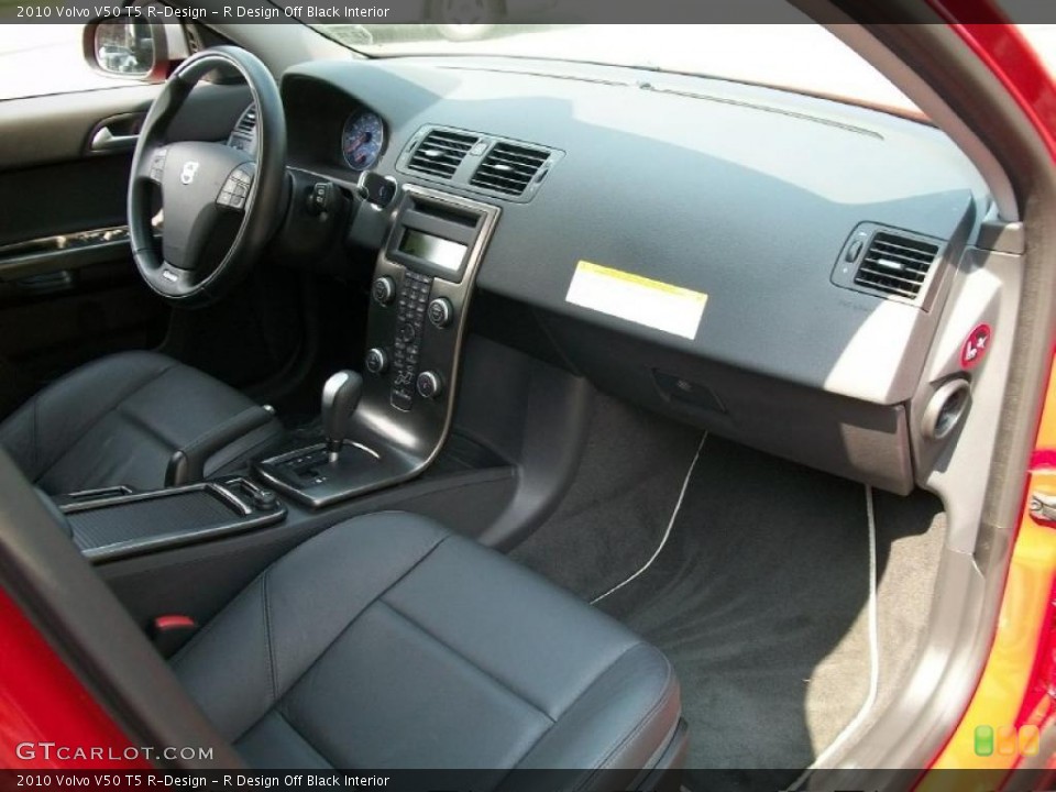R Design Off Black Interior Photo for the 2010 Volvo V50 T5 R-Design #49845442