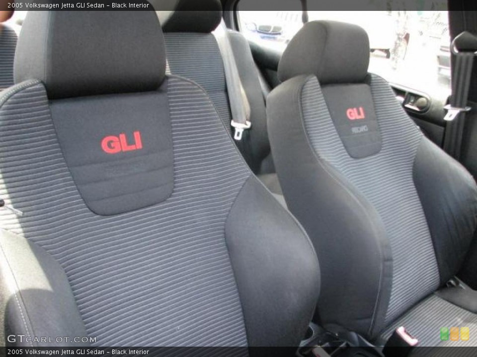 Black Interior Photo for the 2005 Volkswagen Jetta GLI Sedan #49847797