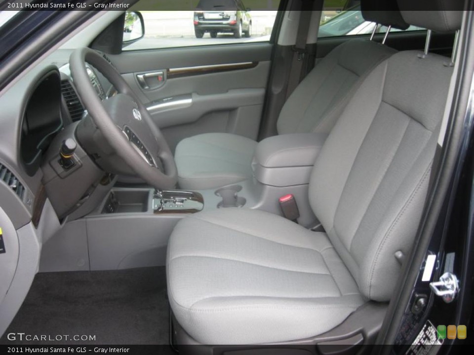 Gray Interior Photo for the 2011 Hyundai Santa Fe GLS #49848565