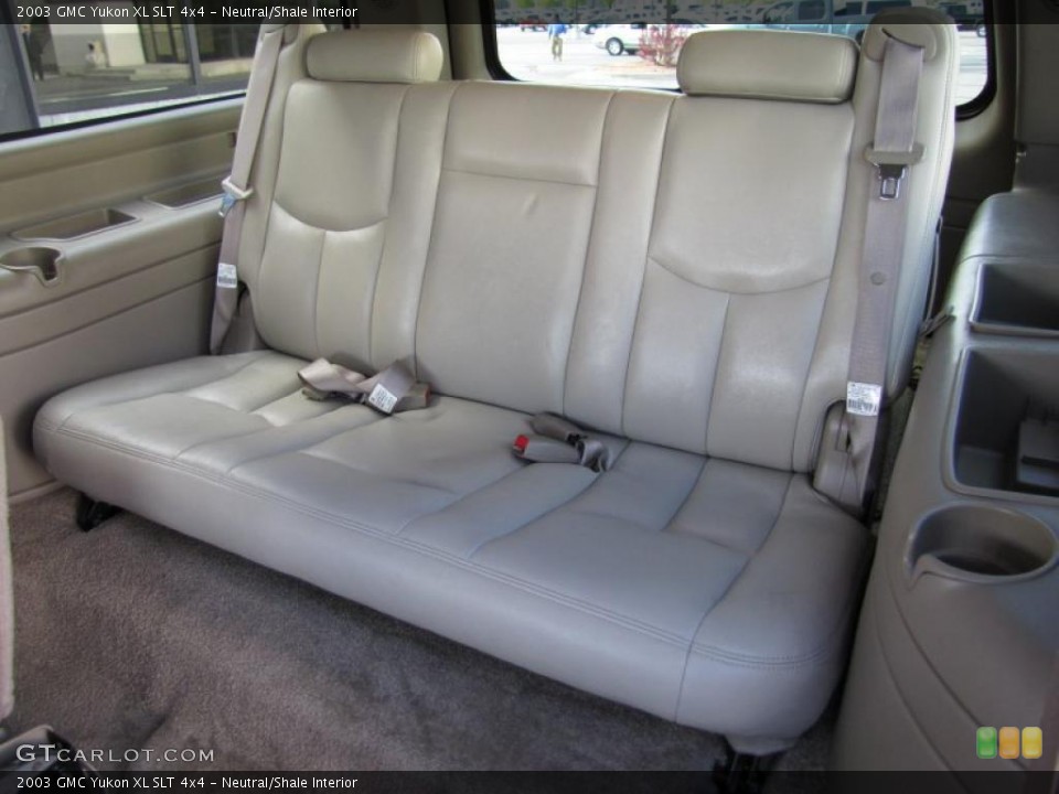 Neutral/Shale Interior Photo for the 2003 GMC Yukon XL SLT 4x4 #49849942