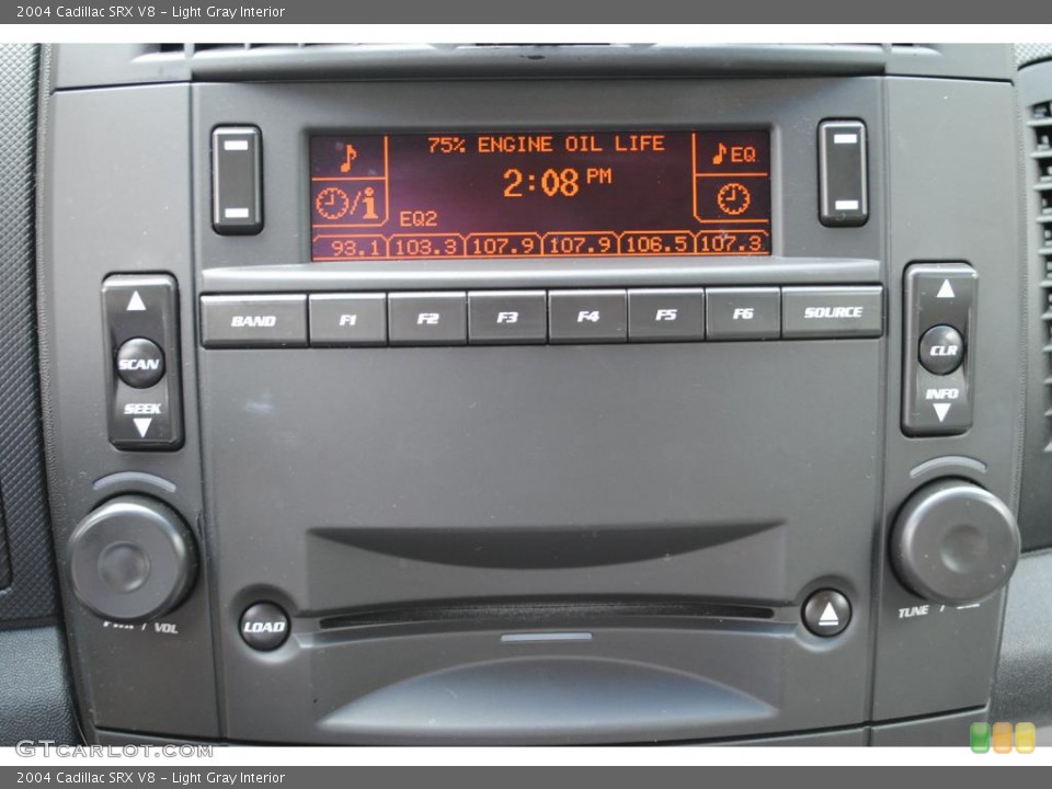 Light Gray Interior Controls for the 2004 Cadillac SRX V8 #49860494
