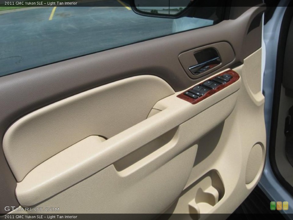 Light Tan Interior Door Panel for the 2011 GMC Yukon SLE #49863638