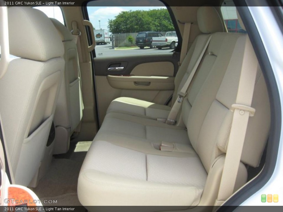 Light Tan Interior Photo for the 2011 GMC Yukon SLE #49863662
