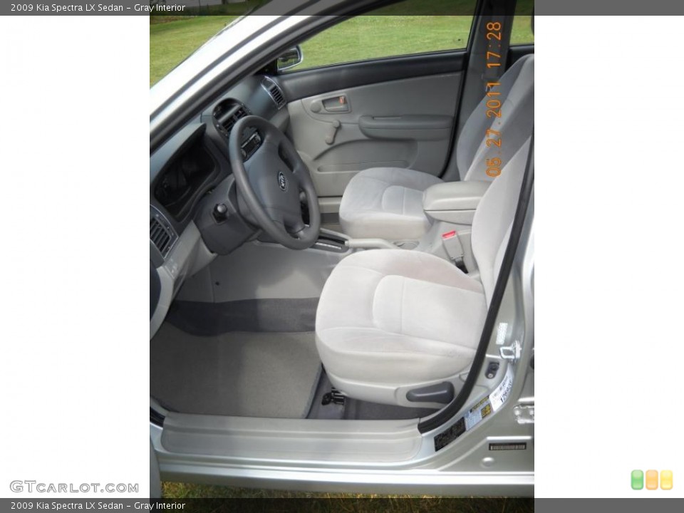 Gray Interior Photo for the 2009 Kia Spectra LX Sedan #49864226
