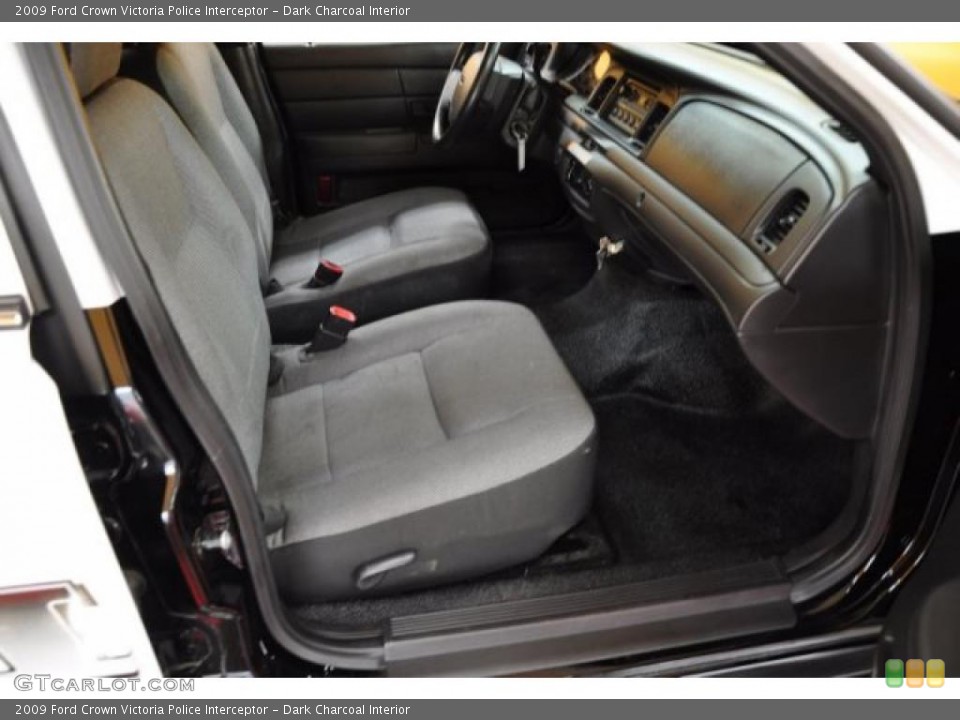 Dark Charcoal Interior Photo for the 2009 Ford Crown Victoria Police Interceptor #49867520