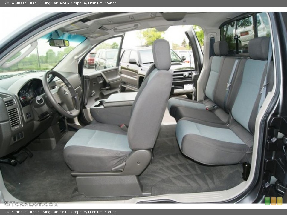 Graphite/Titanium Interior Photo for the 2004 Nissan Titan SE King Cab 4x4 #49869803