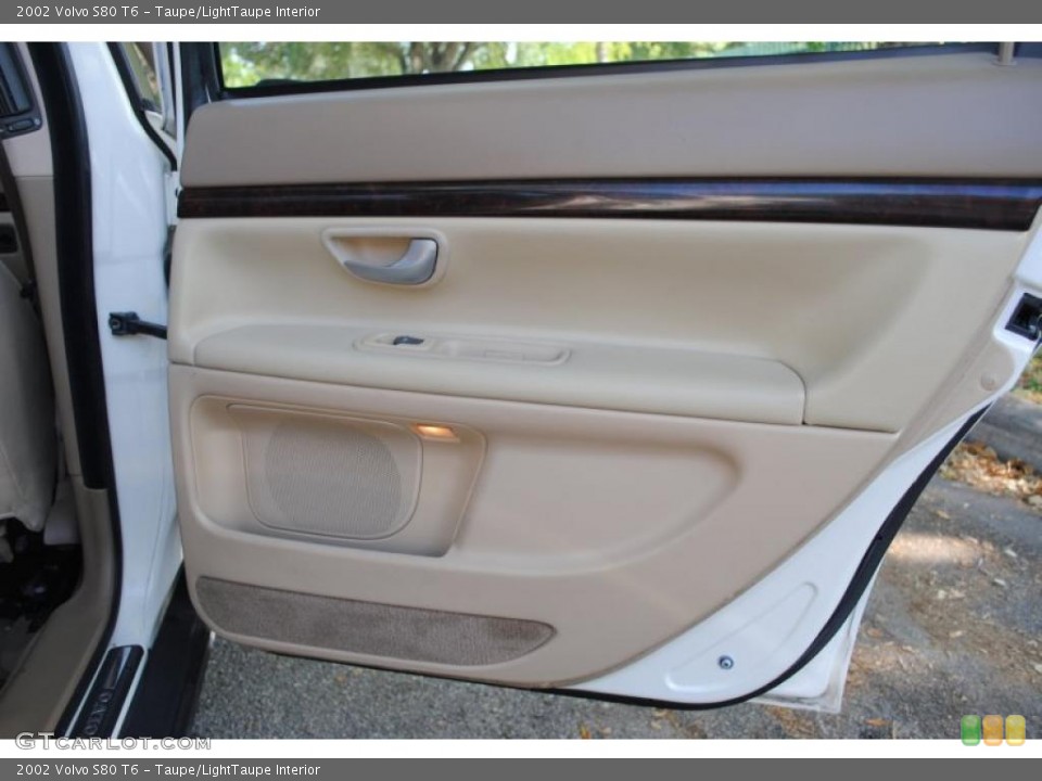 Taupe/LightTaupe Interior Door Panel for the 2002 Volvo S80 T6 #49871557