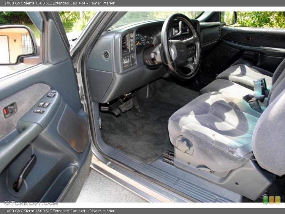 Pewter Interior Photo for the 2000 GMC Sierra 1500 SLE Extended Cab 4x4 #49872590