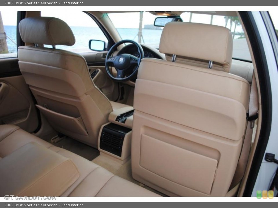 Sand Interior Photo for the 2002 BMW 5 Series 540i Sedan #49877609