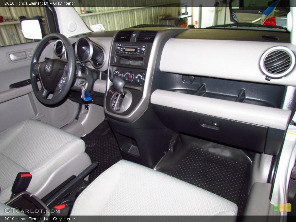 Gray Interior Photo for the 2010 Honda Element LX #49880249