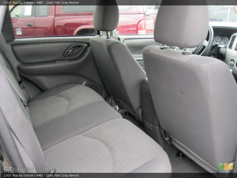 Dark Flint Gray Interior Photo for the 2005 Mazda Tribute i 4WD #49883285