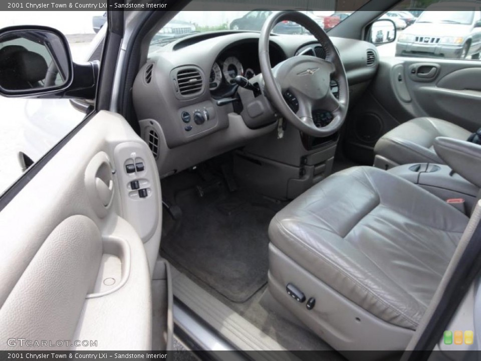 Sandstone Interior Photo for the 2001 Chrysler Town & Country LXi #49884161