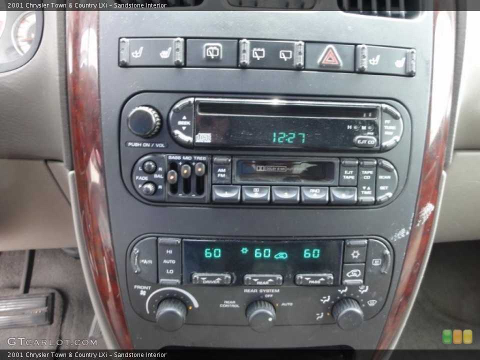 Sandstone Interior Controls for the 2001 Chrysler Town & Country LXi #49884629