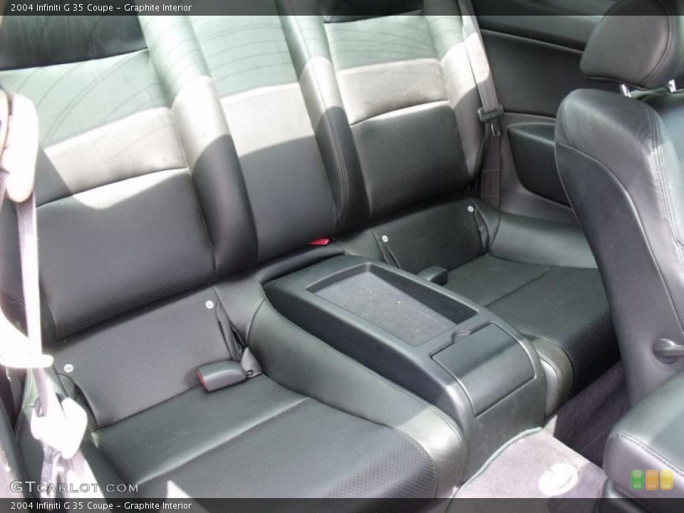 Graphite Interior Photo for the 2004 Infiniti G 35 Coupe #49890917