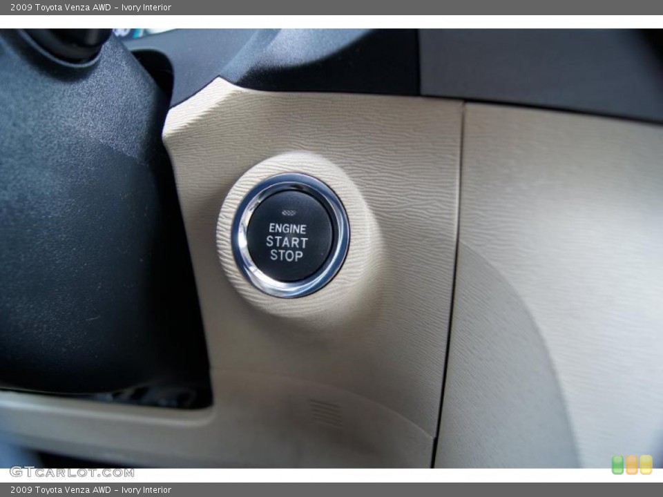 Ivory Interior Controls for the 2009 Toyota Venza AWD #49895627