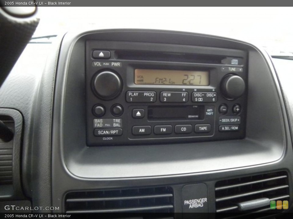 Black Interior Controls for the 2005 Honda CR-V LX #49898507