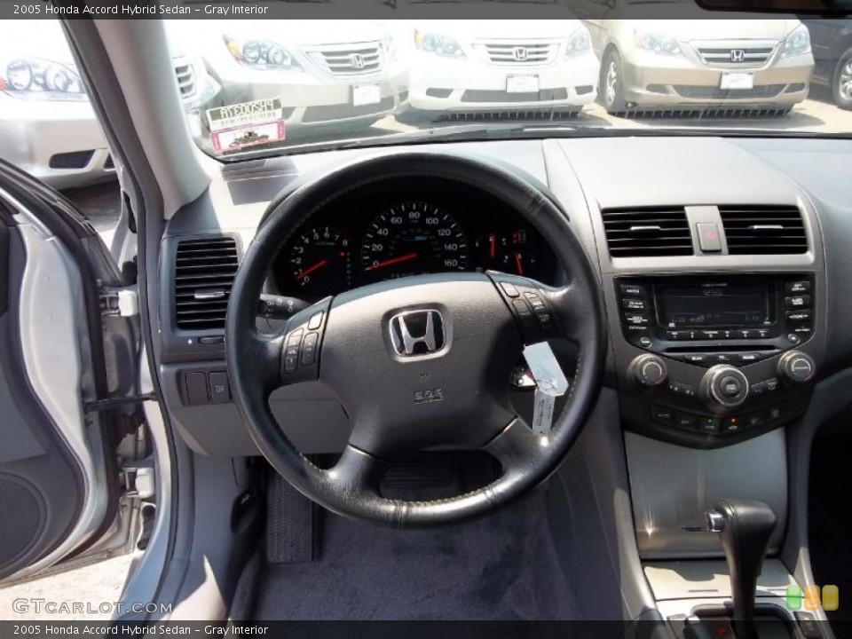 Gray Interior Dashboard for the 2005 Honda Accord Hybrid Sedan #49900517
