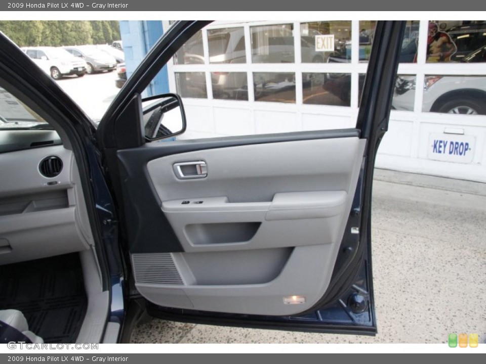 Gray Interior Door Panel for the 2009 Honda Pilot LX 4WD #49911003