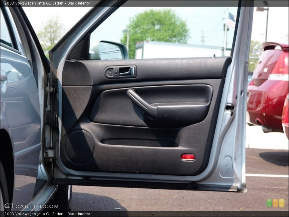 Black Interior Door Panel for the 2003 Volkswagen Jetta GLI Sedan #49918962