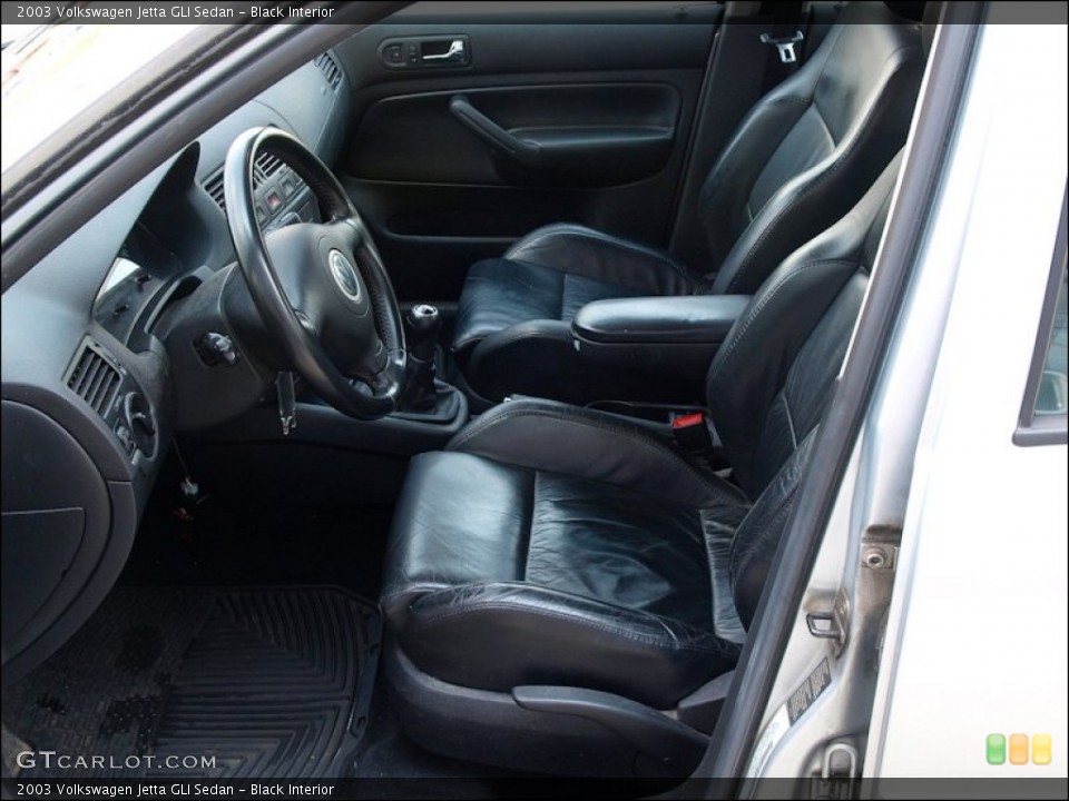 Black Interior Photo for the 2003 Volkswagen Jetta GLI Sedan #49918965