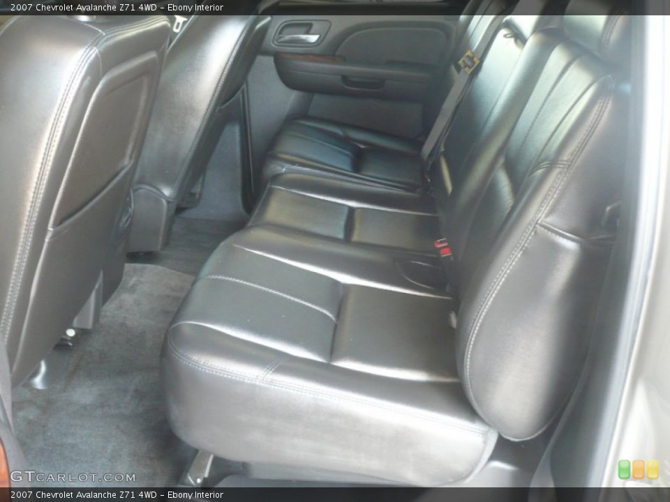 Ebony Interior Photo for the 2007 Chevrolet Avalanche Z71 4WD #49923297