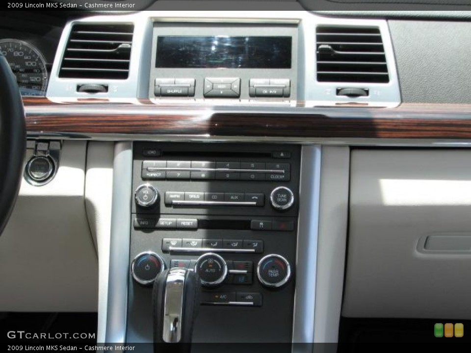 Cashmere Interior Controls for the 2009 Lincoln MKS Sedan #49923510