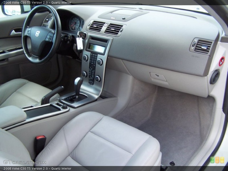 Quartz Interior Dashboard For The 2008 Volvo C30 T5 Version