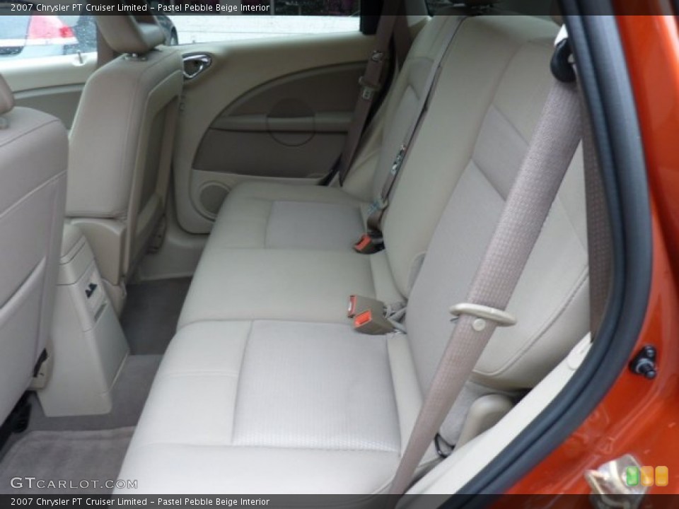 Pastel Pebble Beige Interior Photo for the 2007 Chrysler PT Cruiser Limited #49928610