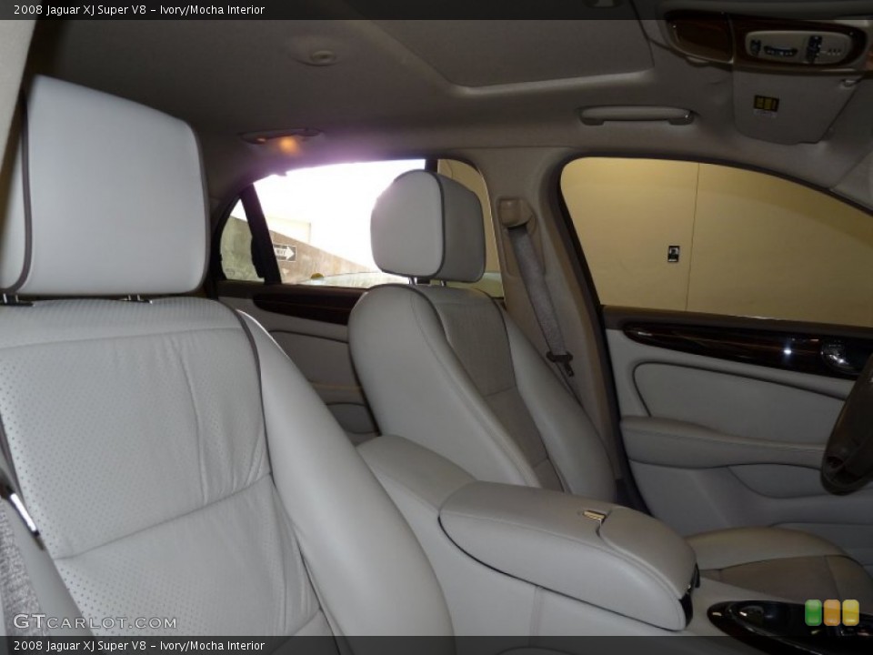 Ivory/Mocha Interior Photo for the 2008 Jaguar XJ Super V8 #49931331
