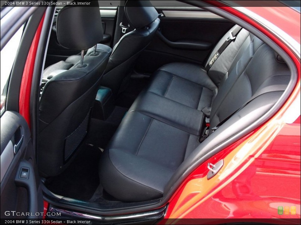 Black Interior Photo for the 2004 BMW 3 Series 330i Sedan #49935213