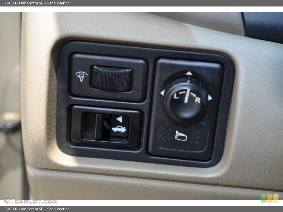 Sand Interior Controls for the 2000 Nissan Sentra SE #49940768