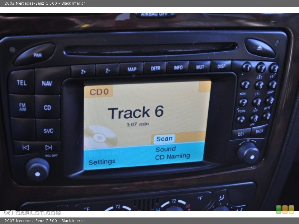 Black Interior Controls for the 2003 Mercedes-Benz G 500 #49941152