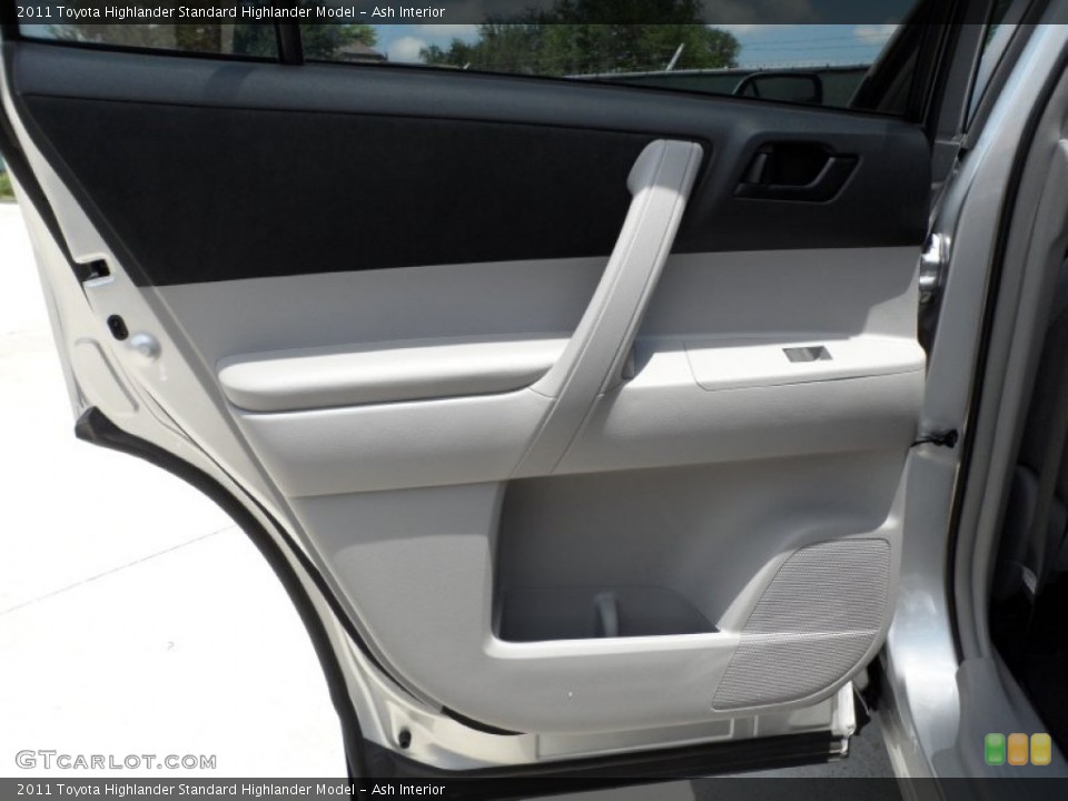 Ash Interior Door Panel for the 2011 Toyota Highlander  #49948067