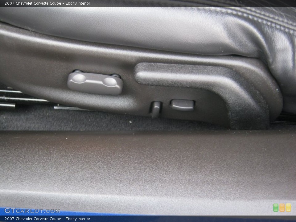 Ebony Interior Controls for the 2007 Chevrolet Corvette Coupe #49948736