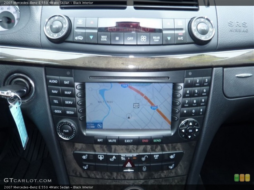 Black Interior Navigation for the 2007 Mercedes-Benz E 550 4Matic Sedan #49951487