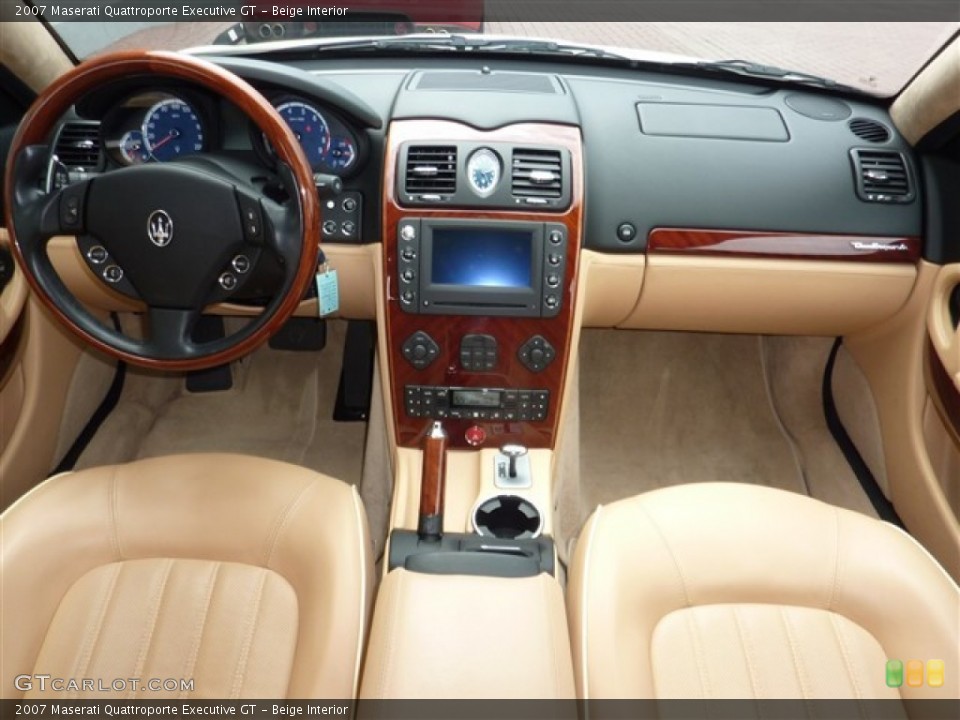 Beige Interior Dashboard for the 2007 Maserati Quattroporte Executive GT #49952954