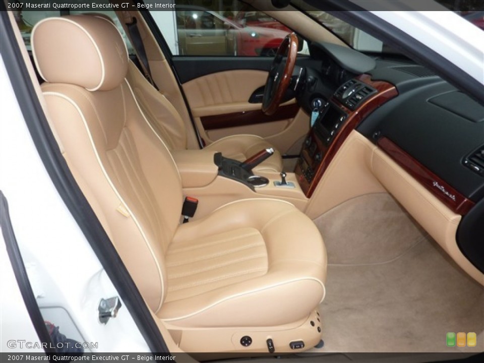 Beige Interior Photo for the 2007 Maserati Quattroporte Executive GT #49953098