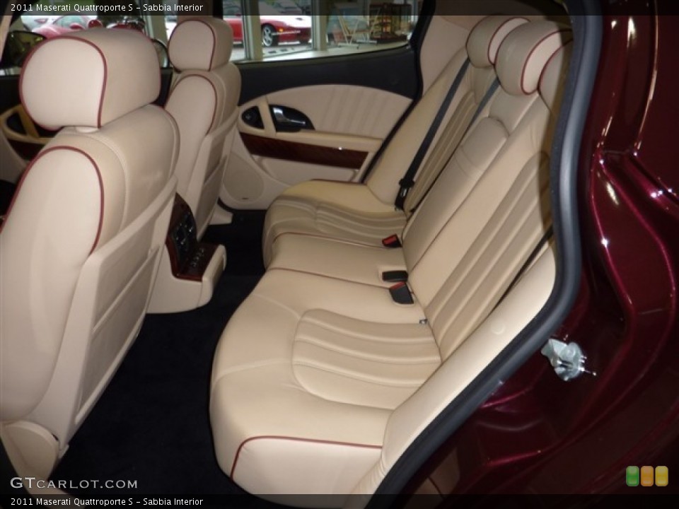 Sabbia Interior Photo for the 2011 Maserati Quattroporte S #49954013