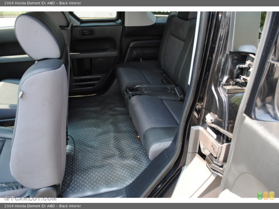Black Interior Photo for the 2004 Honda Element EX AWD #49957238