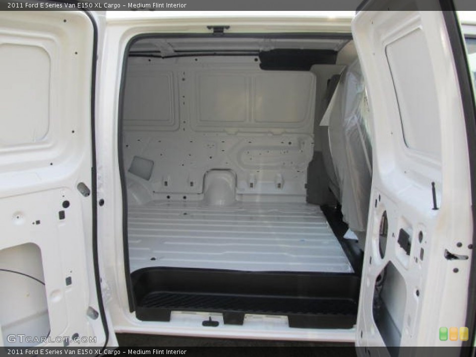 Medium Flint Interior Photo for the 2011 Ford E Series Van E150 XL Cargo #49963639