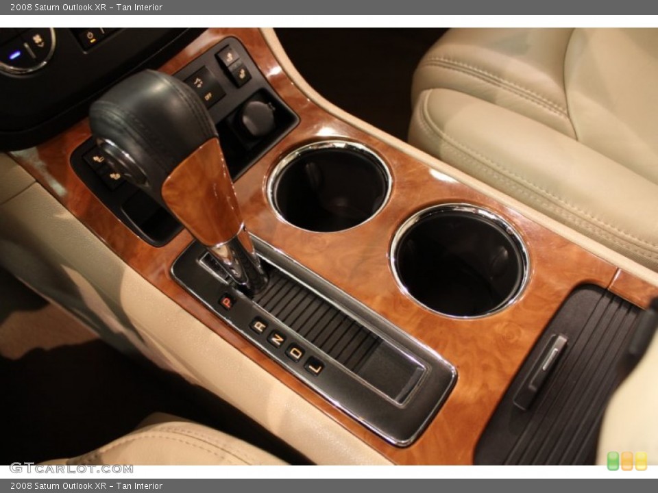 Tan Interior Transmission for the 2008 Saturn Outlook XR #49969028