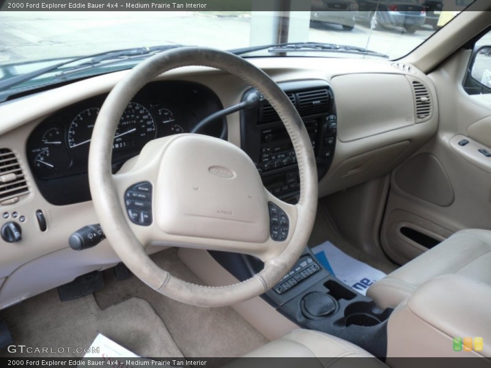 Medium Prairie Tan Interior Photo for the 2000 Ford Explorer Eddie Bauer 4x4 #49972608