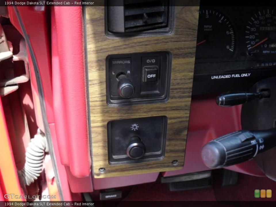 Red Interior Controls for the 1994 Dodge Dakota SLT Extended Cab #49979535