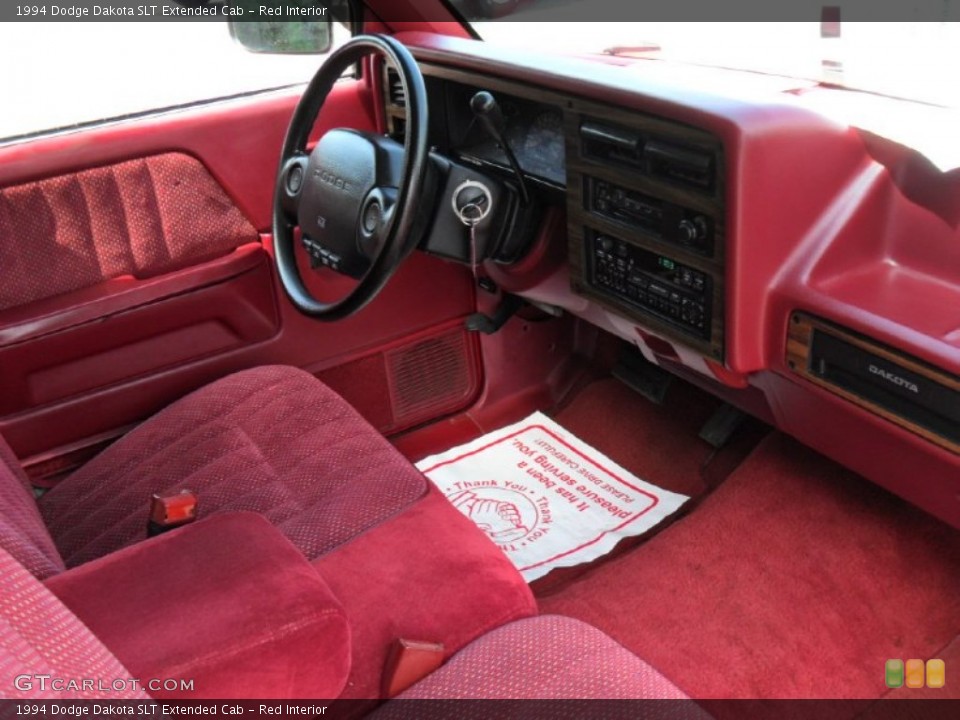 Red Interior Photo for the 1994 Dodge Dakota SLT Extended Cab #49979622