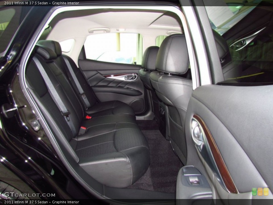 Graphite Interior Photo for the 2011 Infiniti M 37 S Sedan #49981947