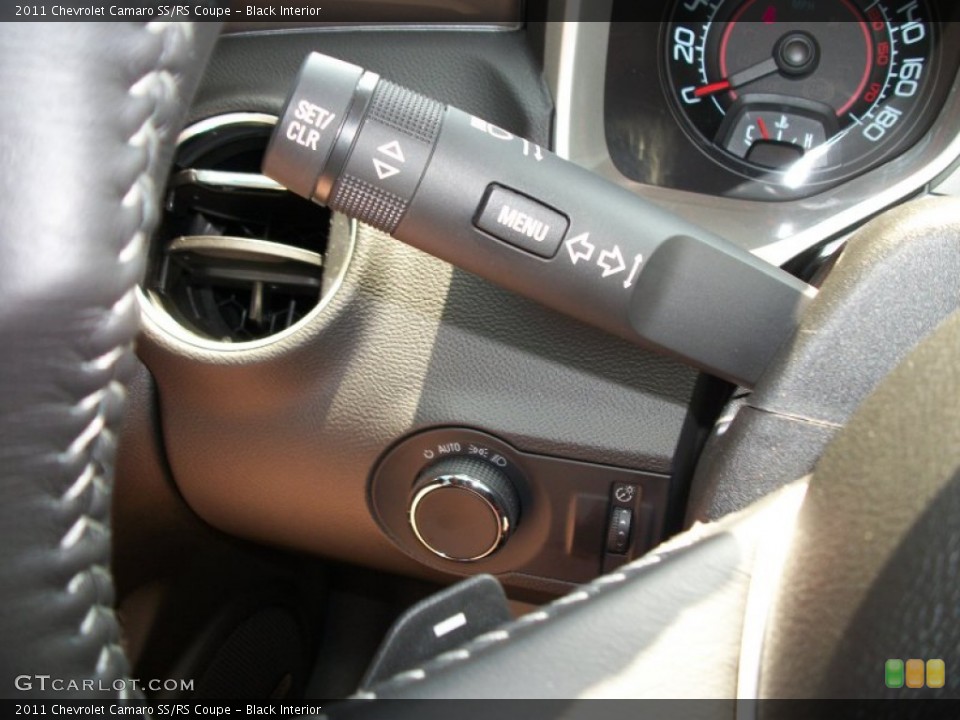 Black Interior Controls for the 2011 Chevrolet Camaro SS/RS Coupe #49983189