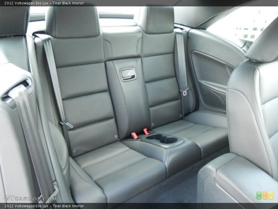 Titan Black Interior Photo for the 2012 Volkswagen Eos Lux #49984125