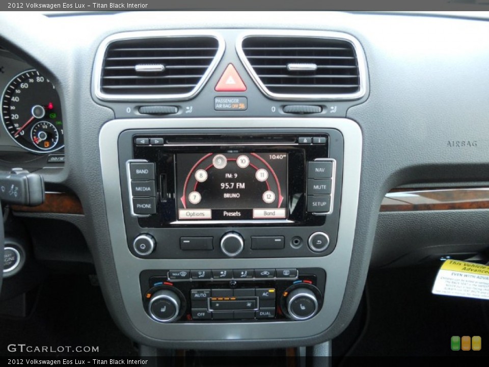 Titan Black Interior Controls for the 2012 Volkswagen Eos Lux #49984167