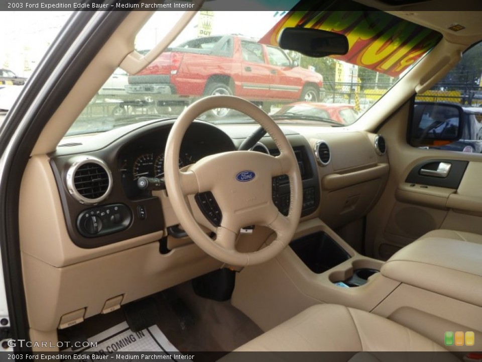 Medium Parchment Interior Photo for the 2003 Ford Expedition Eddie Bauer #49990798
